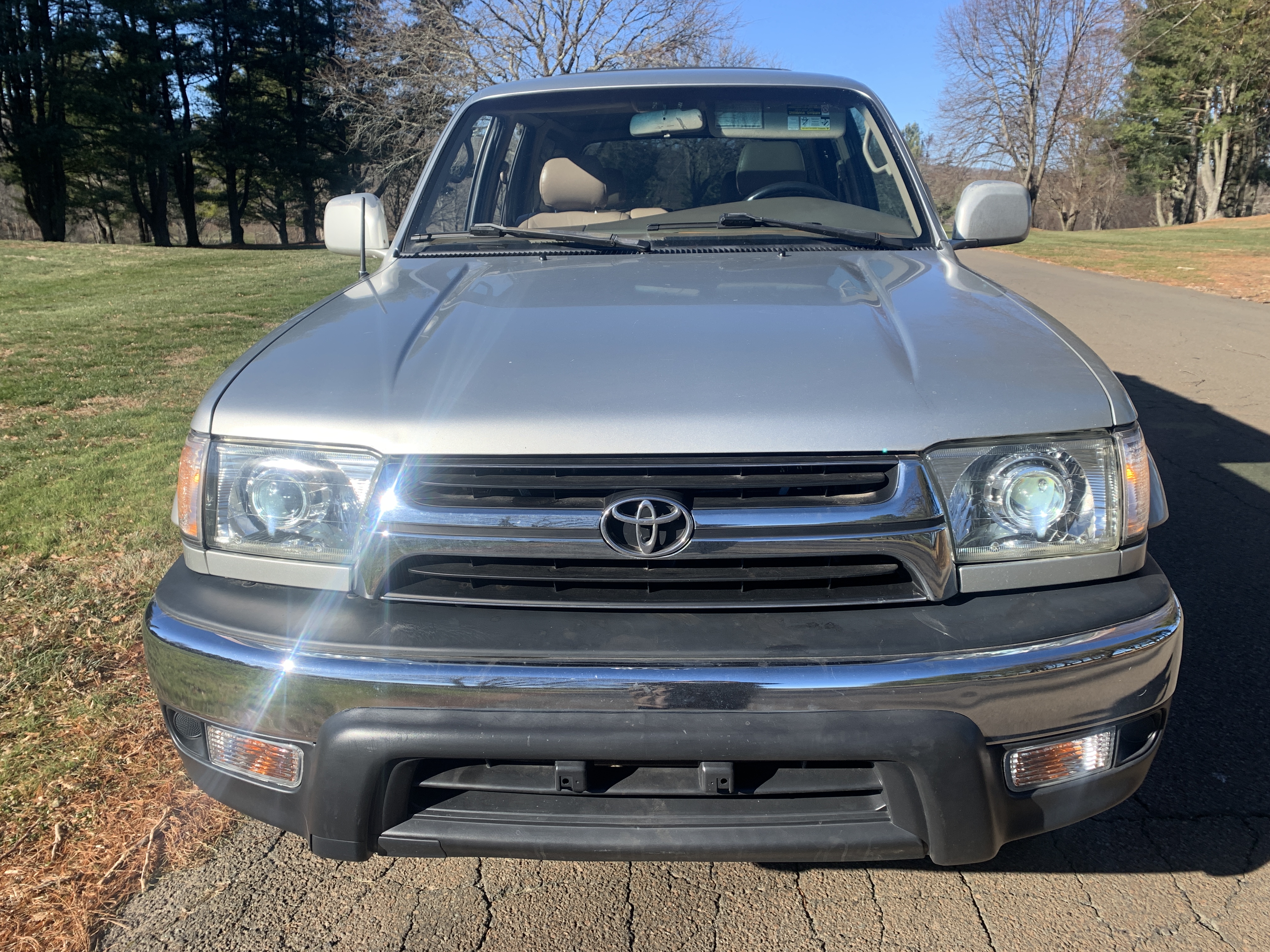 2002 Toyota 4Runner SR5 THIRD GENERATION - 3rd Gen 3.4L V6 4×4 - BEAUTIFUL - RUNS GREAT - HIGH MECHANICAL BASELINE - New Timing Belt, New Waterpump, New Head Gaskets, New Radiator, New Alternator, New Brakes, New Valve Cover Gaskets, New Wildpeak Tires, New Shocks, New Muffler / Exhaust, New HID Headlights, Frame is Clean and solid, Cleaned and Undercoated - MORE — photo 25